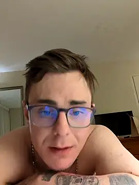 Snapshot of youngblondetwink chatting on March 22, 12:19 pm youngblondetwink online show from March 22, 12:19 pm
