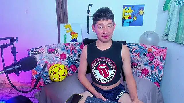 Snapshot of elfernh chatting on September 30, 5:34 am elfernh online show from September 30, 5:34 am