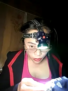 CoMay003 online show from February 6, 3:04 pm