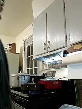 dicinyou80 online show from March 29, 4:23 am