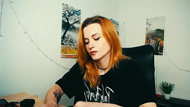 PeppyMia online show from May 24, 5:23 am