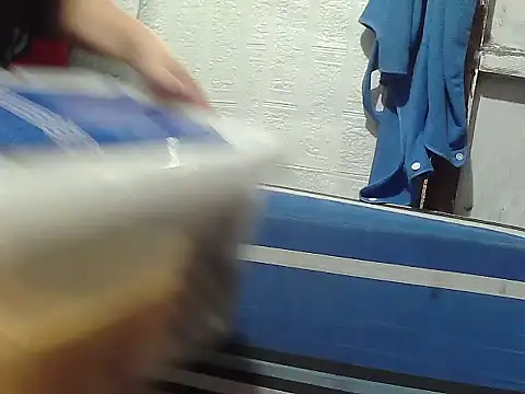 Snapshot of cris_sweety chatting on September 18, 5:31 am cris sweety online show from September 18, 5:31 am