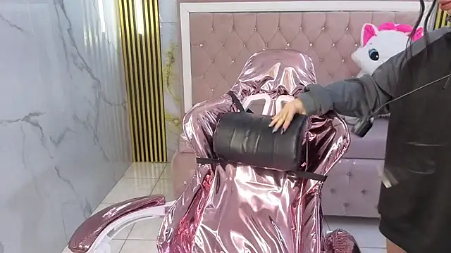 alehp rose s online show from April 21, 12:55 pm