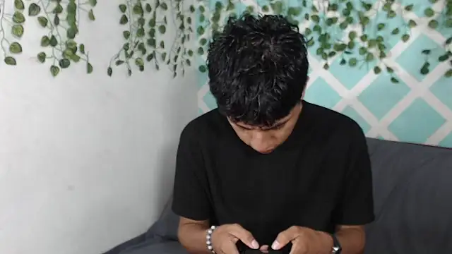 sebas boys577 online show from September 20, 1:45 pm