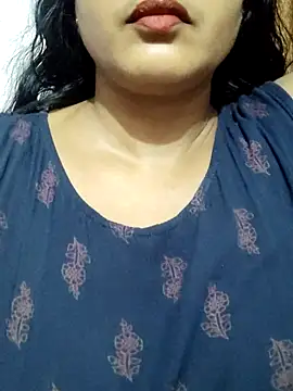 Snapshot of spicysuhana chatting on July 21, 5:26 pm spicysuhana online show from July 21, 5:26 pm