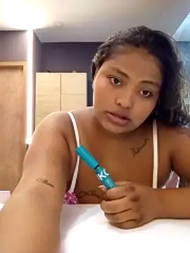 Cristal hott1 online show from February 21, 7:15 pm