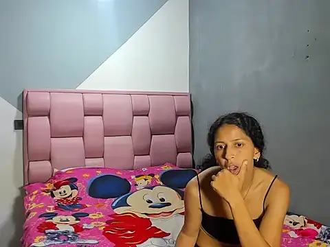 Snapshot of patrickMilena chatting on June 18, 3:40 am patrickMilena online show from June 18, 3:40 am