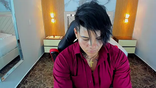Snapshot of KAROLLJONES1 chatting on June 6, 6:56 pm KAROLLJONES1 online show from June 6, 6:56 pm