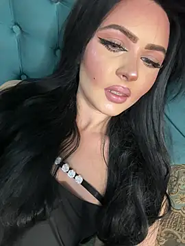 Snapshot of solaradevitta888 chatting on January 15, 7:28 pm solaradevitta888 online show from January 15, 7:28 pm