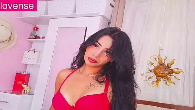 Snapshot of Miss_Charlottet chatting on July 1, 7:46 pm Miss Charlottet online show from July 1, 7:46 pm
