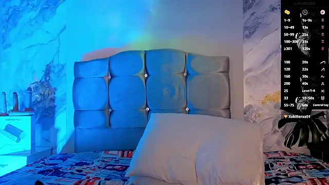 Room 69x online show from June 3, 2:33 pm