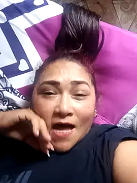 linda luna29 online show from January 10, 9:30 pm