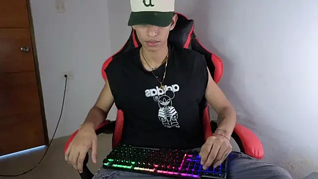 sung yol online show from April 19, 8:55 pm