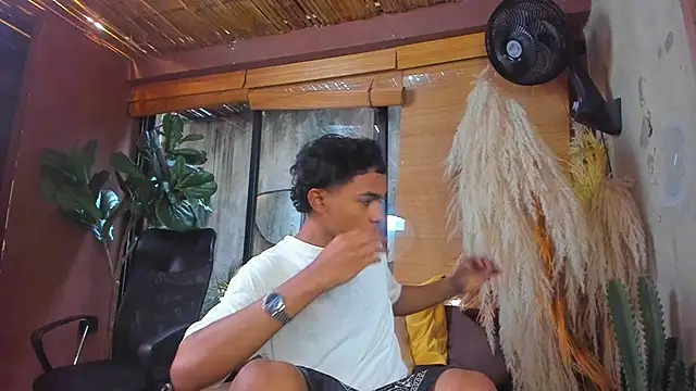 AlanCutee online show from December 2, 3:07 pm