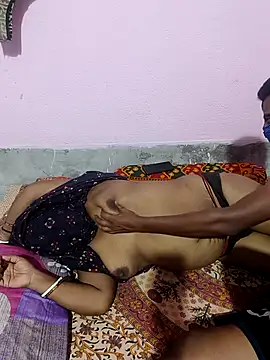 Snapshot of Cute-Swewty chatting on September 29, 6:35 pm Cute-Swewty online show from September 29, 6:35 pm