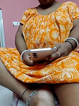 Snapshot of Cute-Swewty chatting on June 21, 2:08 pm Cute-Swewty online show from June 21, 2:08 pm