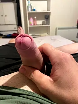 Snapshot of bigdicklad chatting on September 14, 9:36 pm bigdicklad online show from September 14, 9:36 pm