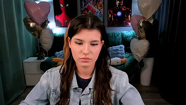 Snapshot of AnoraDark chatting on February 28, 6:20 pm AnoraDark online show from February 28, 6:20 pm