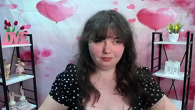 Snapshot of NeonilaLisova chatting on April 23, 12:29 pm NeonilaLisova online show from April 23, 12:29 pm