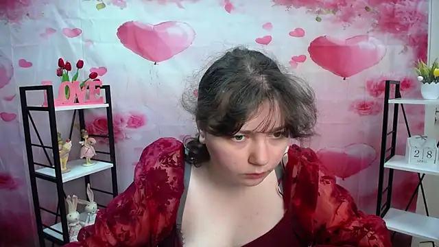 Snapshot of NeonilaLisova chatting on April 29, 5:00 am NeonilaLisova online show from April 29, 5:00 am