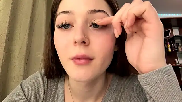 Snapshot of Adel_strongwoman chatting on January 18, 5:17 pm Adel strongwoman online show from January 18, 5:17 pm