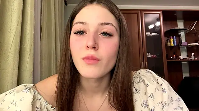 Snapshot of Adel_strongwoman chatting on February 11, 6:13 pm Adel strongwoman online show from February 11, 6:13 pm