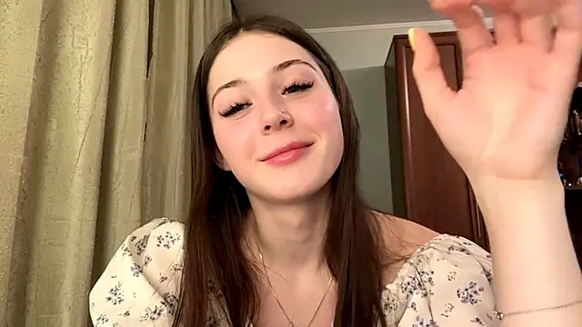 Adel strongwoman online show from April 9, 6:24 pm