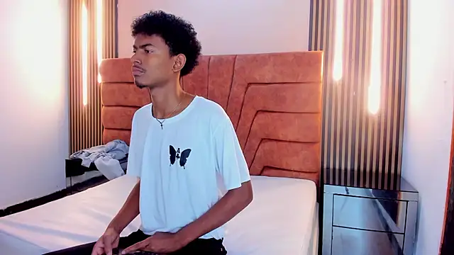 FYKMOR 1 online show from October 29, 3:53 am