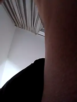 Snapshot of handsome8inchh chatting on September 14, 12:21 am handsome8inchh online show from September 14, 12:21 am