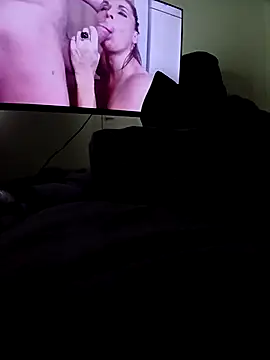 Snapshot of handsome8inchh chatting on December 20, 2:40 am handsome8inchh online show from December 20, 2:40 am