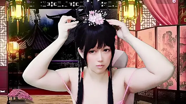 LuckyCute-Tutu online show from February 28, 1:23 pm