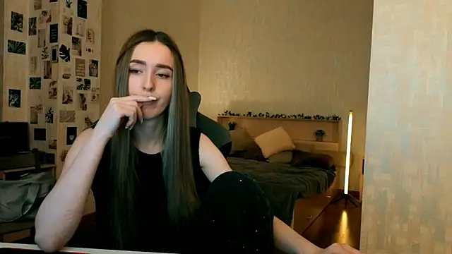 yourrdanceteacher online show from February 12, 8:15 pm