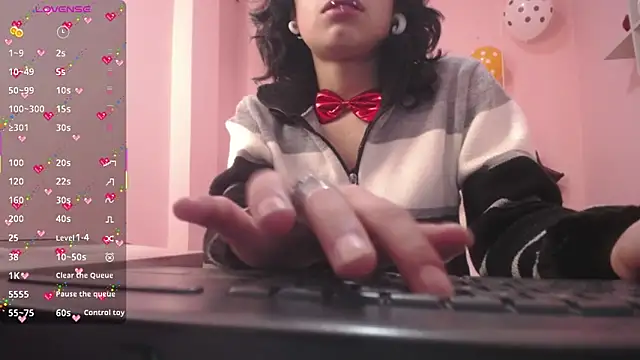 LadyWawy online show from October 17, 12:52 pm