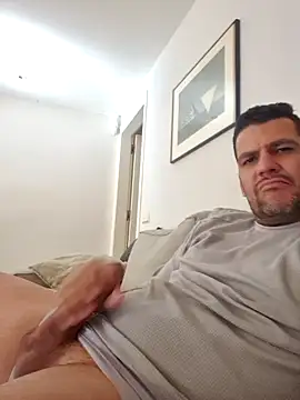Snapshot of felipebcn chatting on October 14, 1:23 pm felipebcn online show from October 14, 1:23 pm