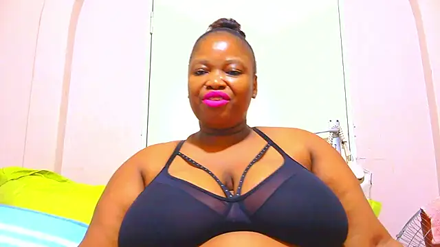 Snapshot of Tastyboobies chatting on January 19, 8:07 am Tastyboobies online show from January 19, 8:07 am