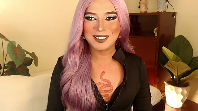 mslilly croft online show from November 15, 12:41 am