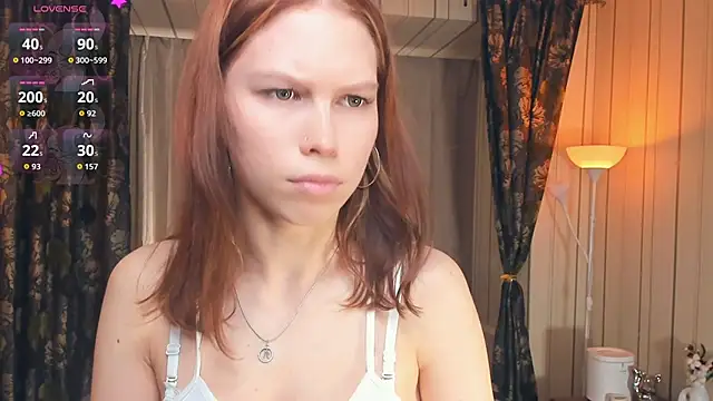 KyraConze online show from October 21, 8:20 pm