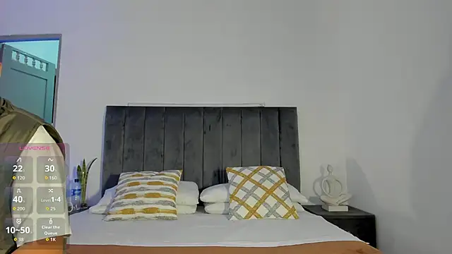 NoahLux online show from October 11, 7:34 pm