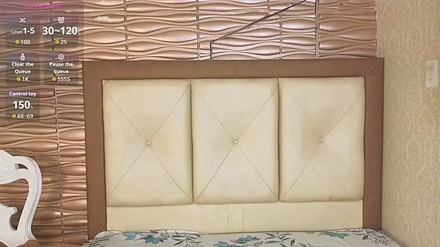 Snapshot of Miladiosa chatting on July 17, 1:07 pm Miladiosa online show from July 17, 1:07 pm