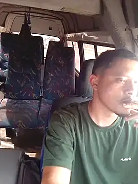 Snapshot of Deza-10 chatting on November 5, 5:13 pm Deza-10 online show from November 5, 5:13 pm