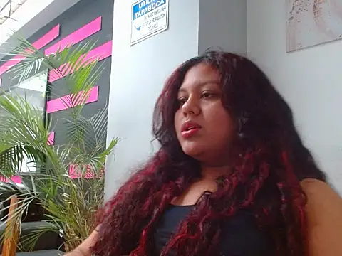 CloeStron online show from December 22, 9:45 pm