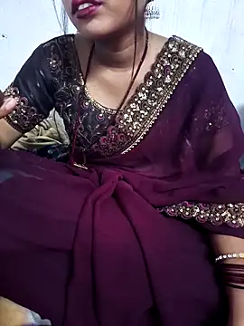 Snapshot of desimalai28 chatting on February 6, 6:55 pm desimalai28 online show from February 6, 6:55 pm