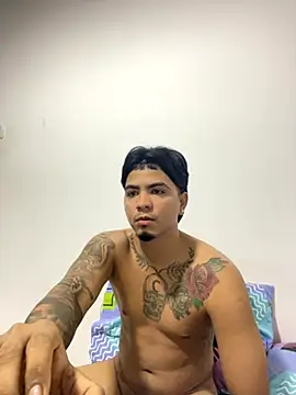 Snapshot of tommy_riordan chatting on September 23, 6:00 pm tommy riordan online show from September 23, 6:00 pm