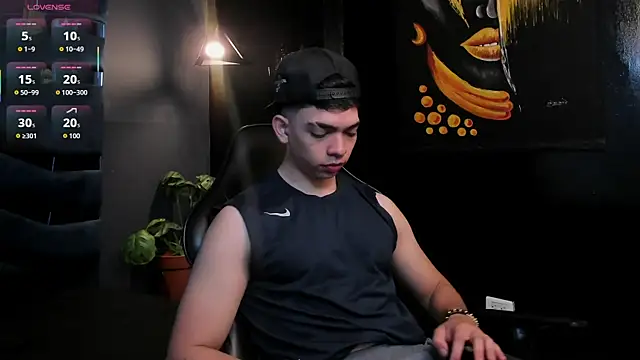 Eryonbradley online show from December 18, 11:27 am