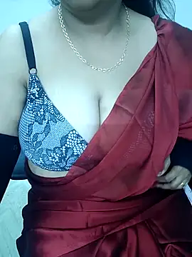 Snapshot of Bhabhiji1 chatting on April 21, 2:23 pm Bhabhiji1 online show from April 21, 2:23 pm