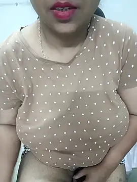 Snapshot of Bhabhiji1 chatting on April 22, 7:44 am Bhabhiji1 online show from April 22, 7:44 am