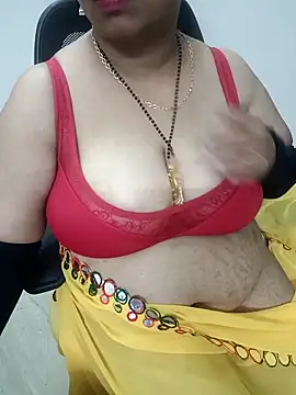 Snapshot of Bhabhiji1 chatting on April 24, 7:16 pm Bhabhiji1 online show from April 24, 7:16 pm