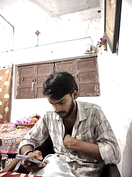 Snapshot of yashuuuu021 chatting on October 4, 5:55 pm yashuuuu021 online show from October 4, 5:55 pm