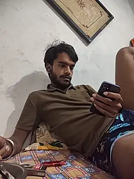 Snapshot of yashuuuu021 chatting on October 9, 7:56 pm yashuuuu021 online show from October 9, 7:56 pm