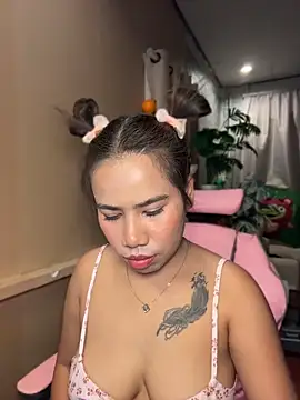 Kath C online show from April 13, 9:48 am